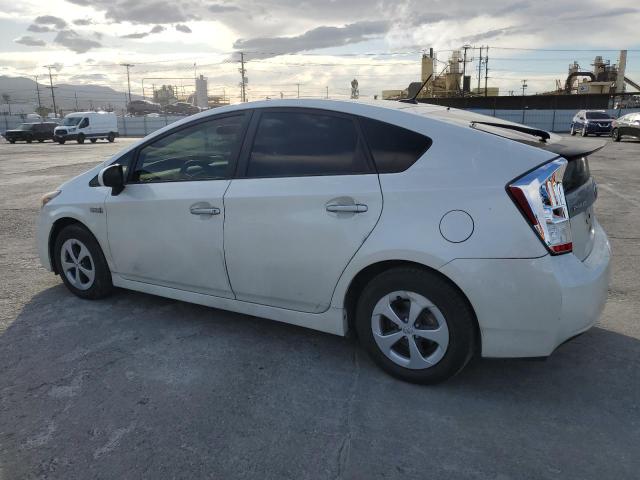 Obraz 2 z 2014 TOYOTA PRIUS PLUG-IN  2014 z VIN JTDKN3DP8E3053084
