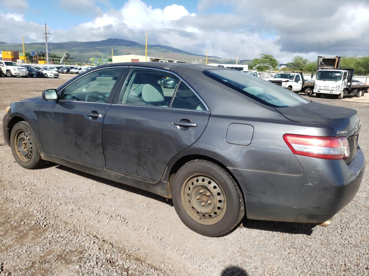 Obraz 2 z 2011 TOYOTA CAMRY SE 2011 z VIN 4T1BK3EK0BU118006