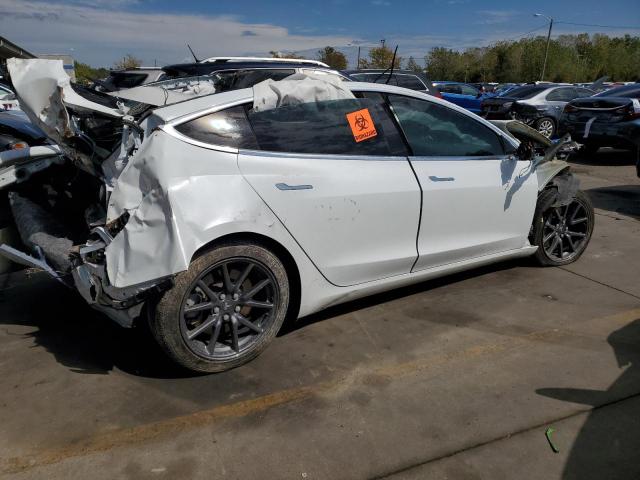 Obraz 3 z 2018 TESLA MODEL 3  2018 z VIN 5YJ3E1EB1JF108547