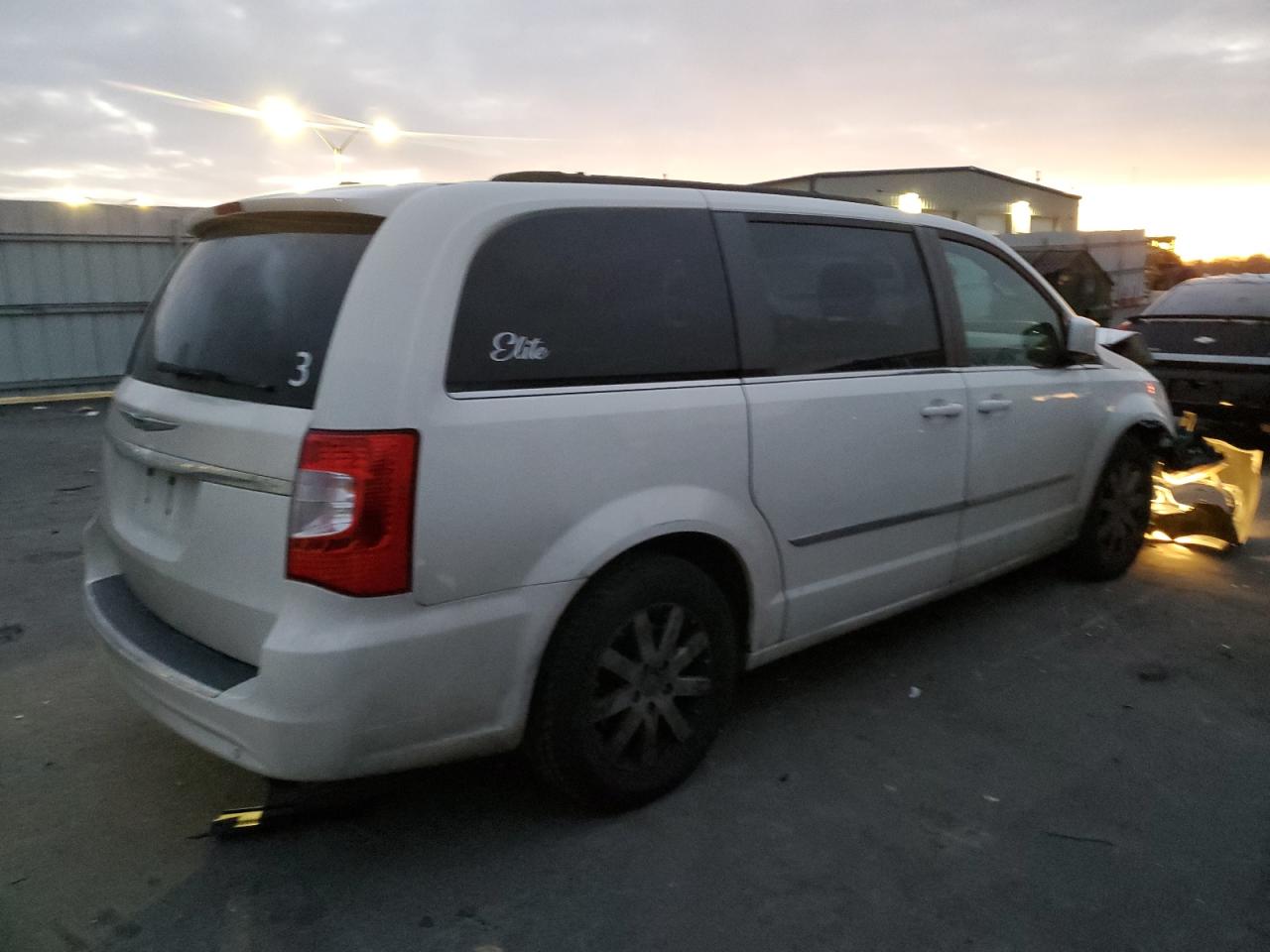 Obraz 3 z 2012 CHRYSLER TOWN & COUNTRY TOURING 2012 z VIN 2C4RC1BGXCR176059