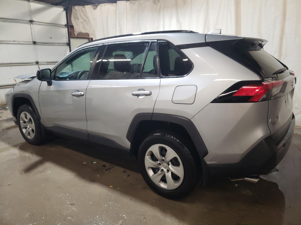 Изображение 2 2019 TOYOTA RAV4 LE 2019 с VIN 2T3F1RFV6KW004924
