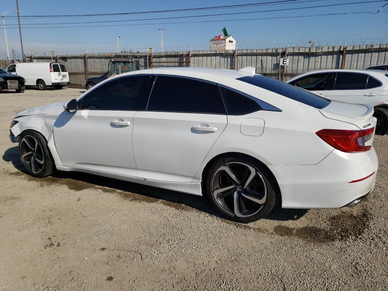 Изображение 2 2020 HONDA ACCORD SPORT 2020 с VIN 1HGCV1F39LA056444