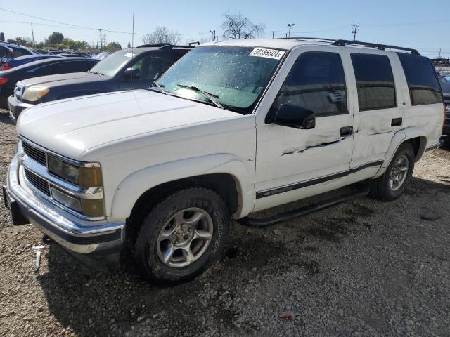 Image 1 of 1999 CHEVROLET TAHOE C1500 1999 with VIN 1GNEC13R1XJ368860