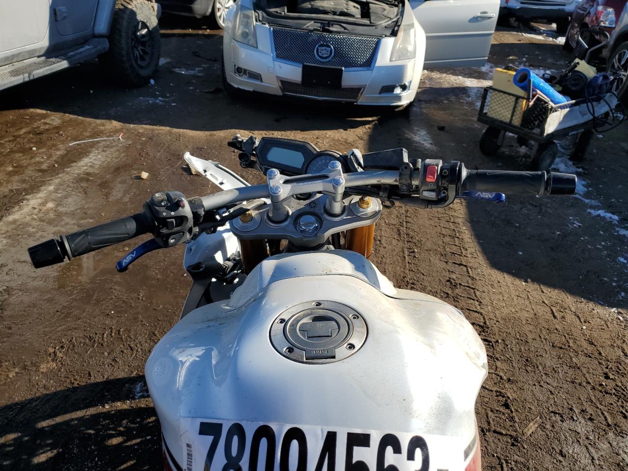 Obraz 2 z 2008 YAMAHA FZ1 S 2008 z VIN JYARN17E48A005963