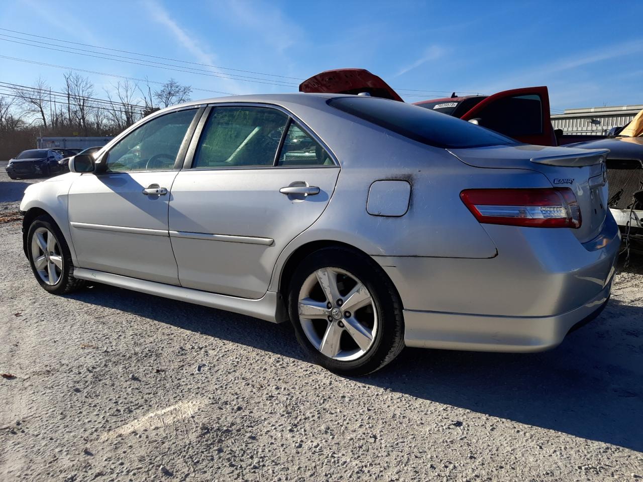 Изображение 2 2011 TOYOTA CAMRY SE 2011 с VIN 4T1BK3EK4BU124665