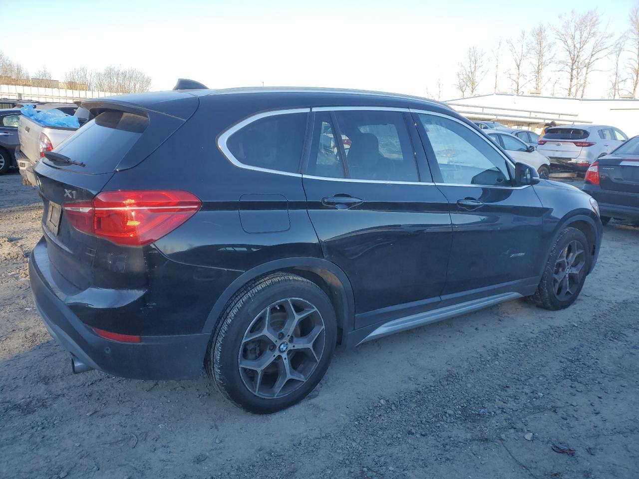 Image 3 of 2016 BMW X1 XDRIVE28I 2016 with VIN WBXHT3C37G5F63650