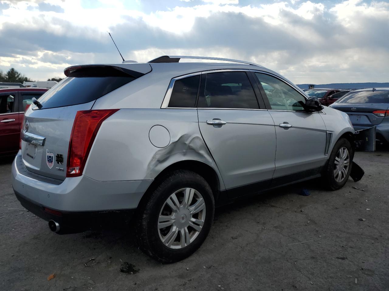 Image 3 of 2015 CADILLAC SRX LUXURY COLLECTION 2015 with VIN 3GYFNBE36FS566587