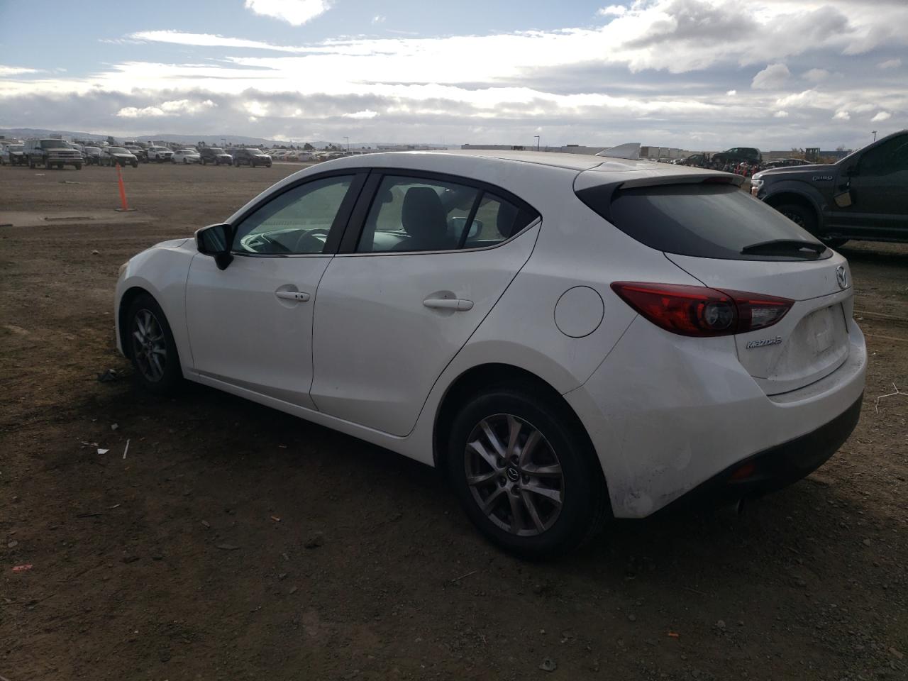 Obraz 2 z 2016 MAZDA 3 GRAND TOURING 2016 z VIN JM1BM1N78G1316274