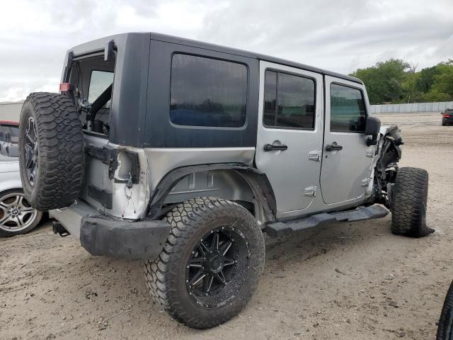 Image 3 of 2010 JEEP WRANGLER UNLIMITED SAHARA 2010 with VIN 1J4HA5H12AL195250