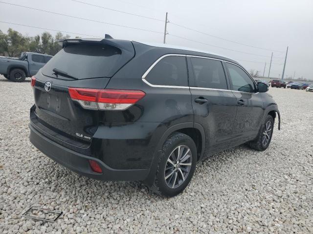 Image 3 of 2017 TOYOTA HIGHLANDER SE 2017 with VIN 5TDJZRFH1HS423402