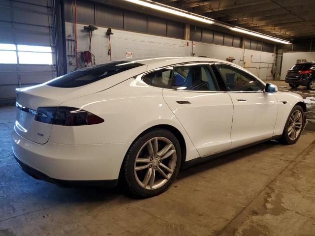 Obraz 3 z 2015 TESLA MODEL S 85D 2015 z VIN 5YJSA1H26FF099953