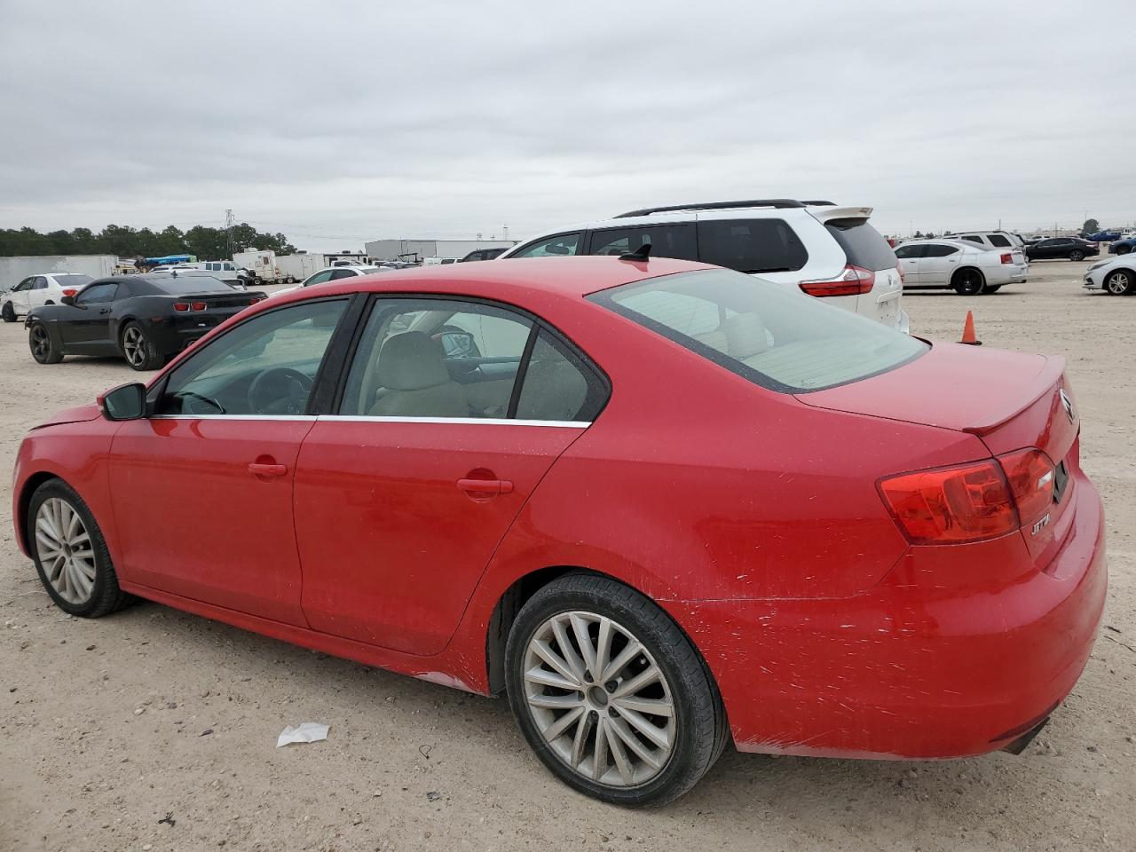 Image 2 of 2011 VOLKSWAGEN JETTA SEL 2011 with VIN 3VWLX7AJ3BM378125