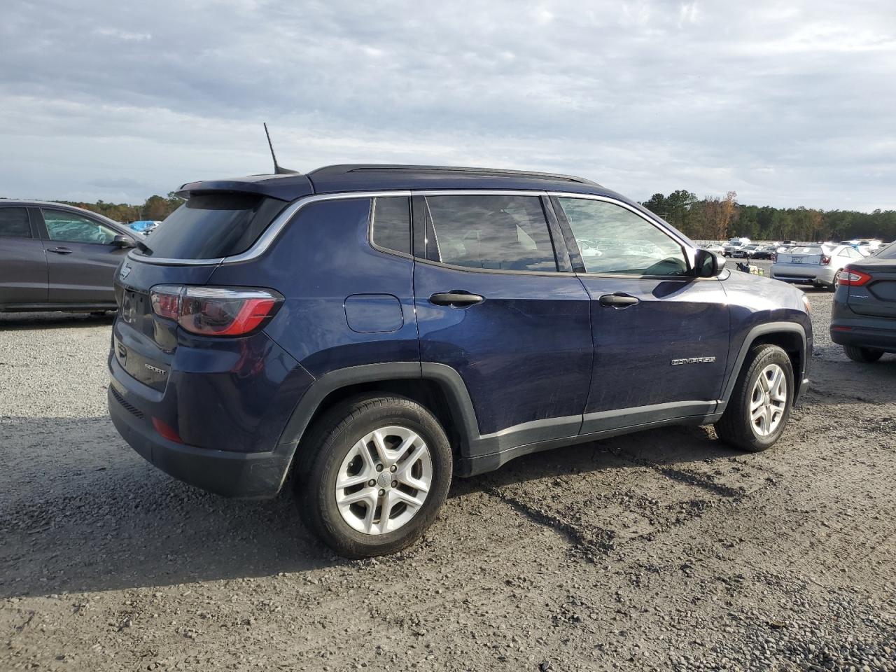 Obraz 3 z 2020 JEEP COMPASS SPORT 2020 z VIN 3C4NJCAB1LT253100