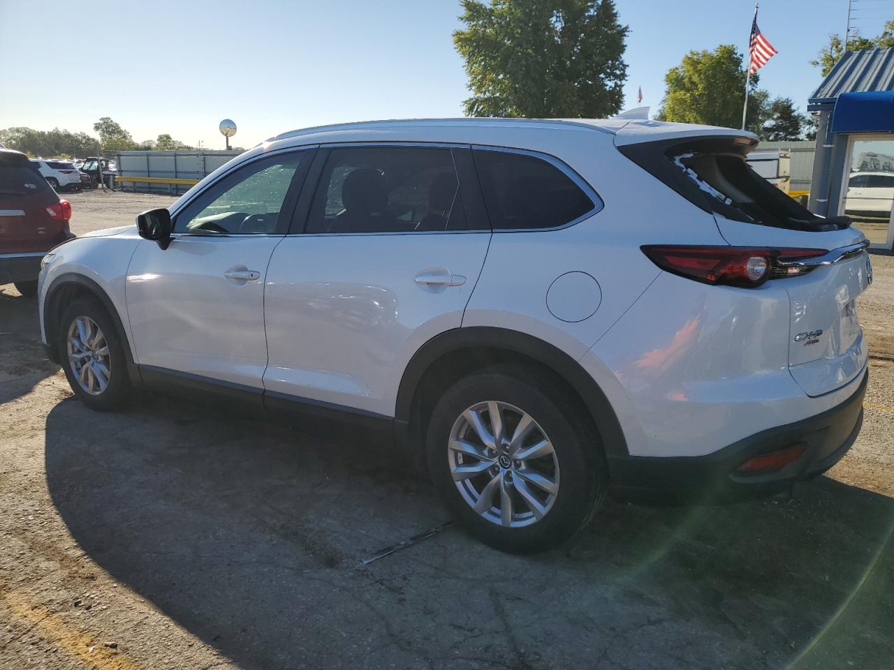 Image 2 of 2016 MAZDA CX-9 TOURING 2016 with VIN JM3TCBBY0G0100197