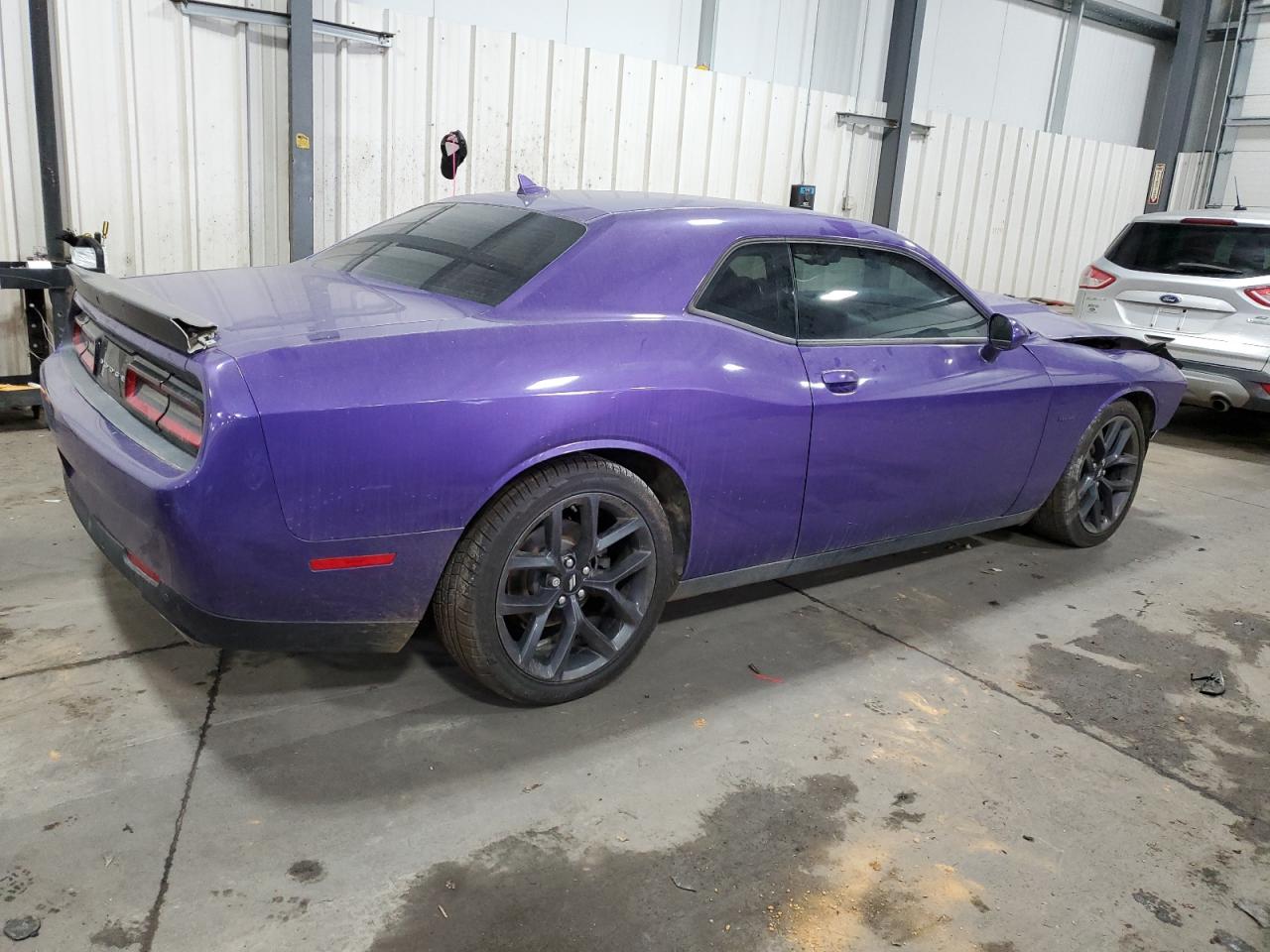 Image 3 of Dodge Challenger R/T 2019 with VIN 2C3CDZBT8KH547226