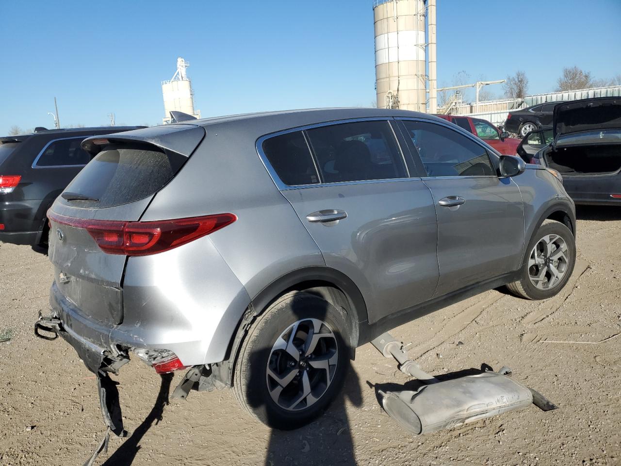 Изображение 3 2021 KIA SPORTAGE LX 2021 с VIN KNDPM3ACXM7854259