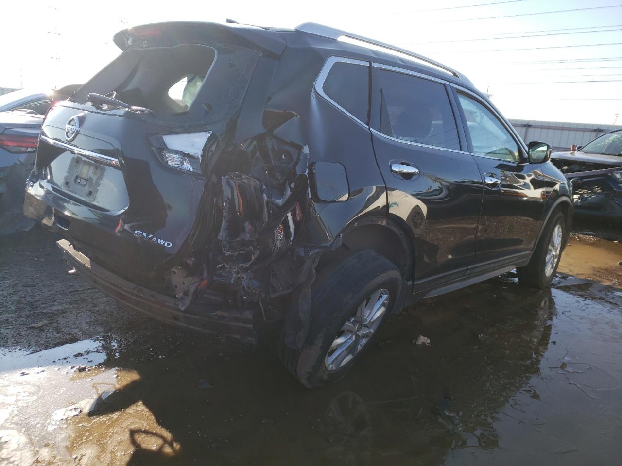 Image 3 of 2018 NISSAN ROGUE S 2018 with VIN JN8AT2MV6JW310010