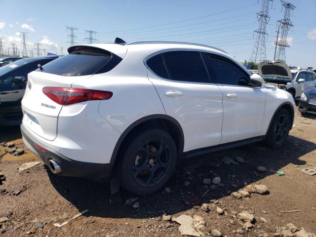 Obraz 3 z 2018 ALFA ROMEO STELVIO  2018 z VIN ZASFAKAN5J7B80931