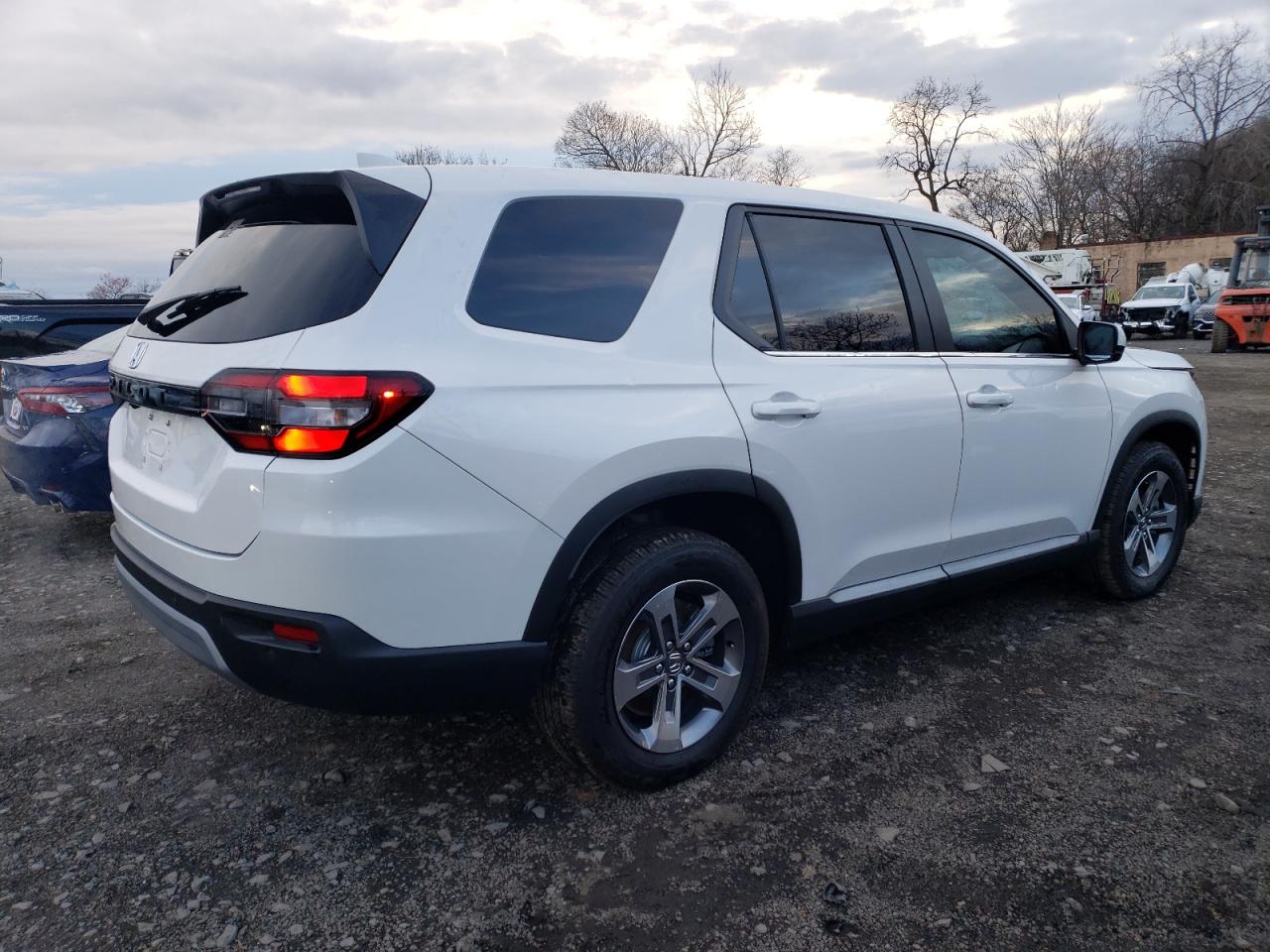 Изображение 3 2023 HONDA PILOT EXL 2023 с VIN 5FNYG2H59PB008488
