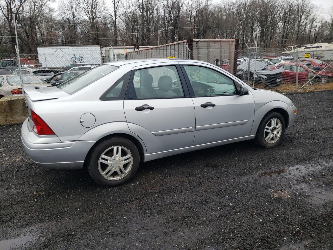 Изображение 3 2001 FORD FOCUS SE 2001 с VIN 1FAFP34381W176780
