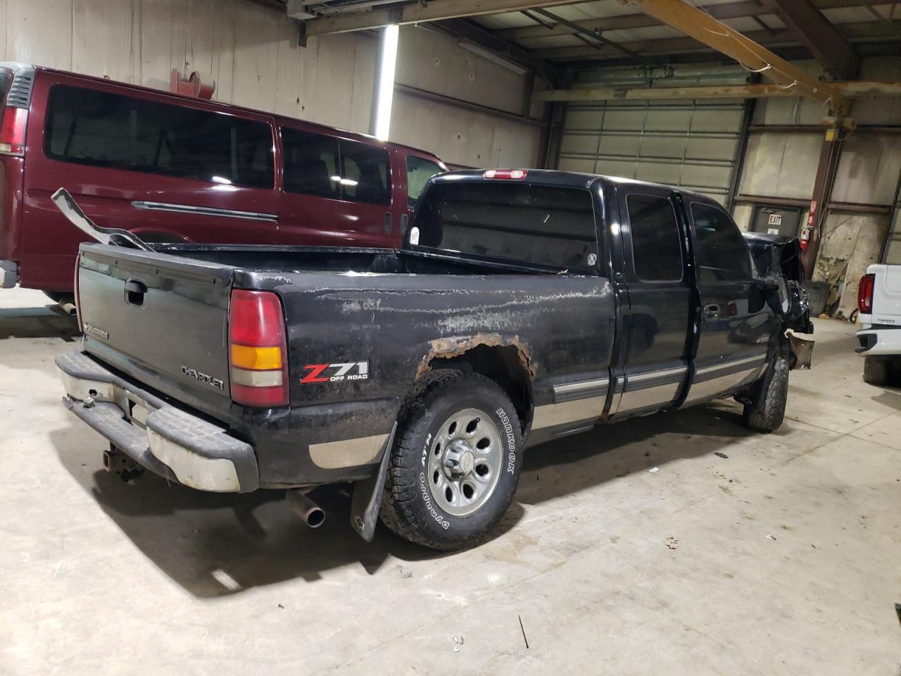 Obraz 3 z 2000 CHEVROLET SILVERADO K1500 2000 z VIN 2GCEK19T0Y1380086