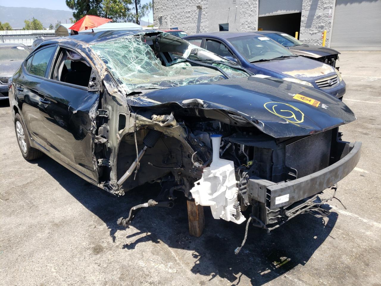 Image 1 of 2020 HYUNDAI ELANTRA SE 2020 with VIN 5NPD74LF0LH498647