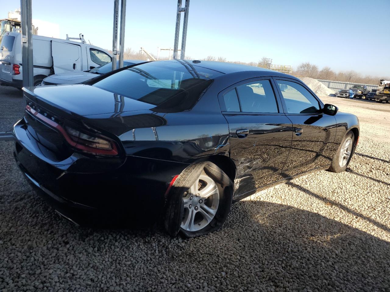 Изображение 3 2022 DODGE CHARGER SXT 2022 с VIN 2C3CDXBG6NH239306