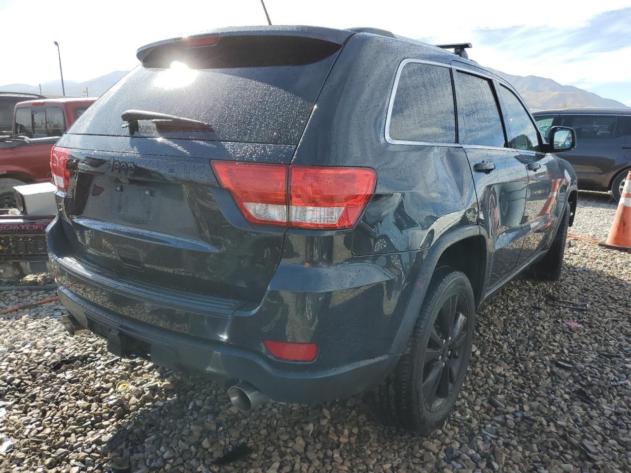 Image 3 of 2012 JEEP GRAND CHEROKEE LAREDO 2012 with VIN 1C4RJFAT5CC352512