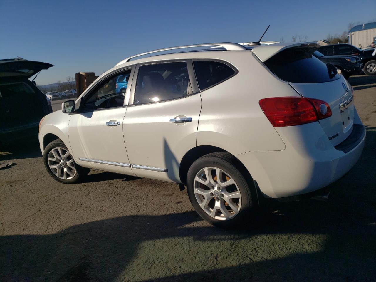 Image 2 of 2011 NISSAN ROGUE S 2011 with VIN JN8AS5MVXBW304278