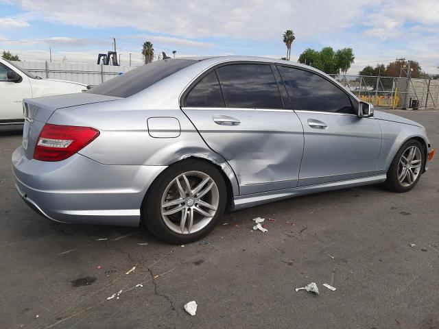Image 3 of 2014 MERCEDES-BENZ C 250 2014 with VIN WDDGF4HBXER304312