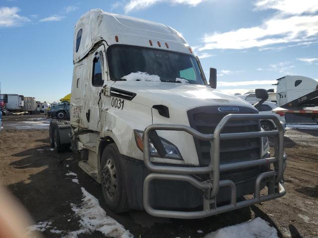 2022 FREIGHTLINER CASCADIA 126  2022 image