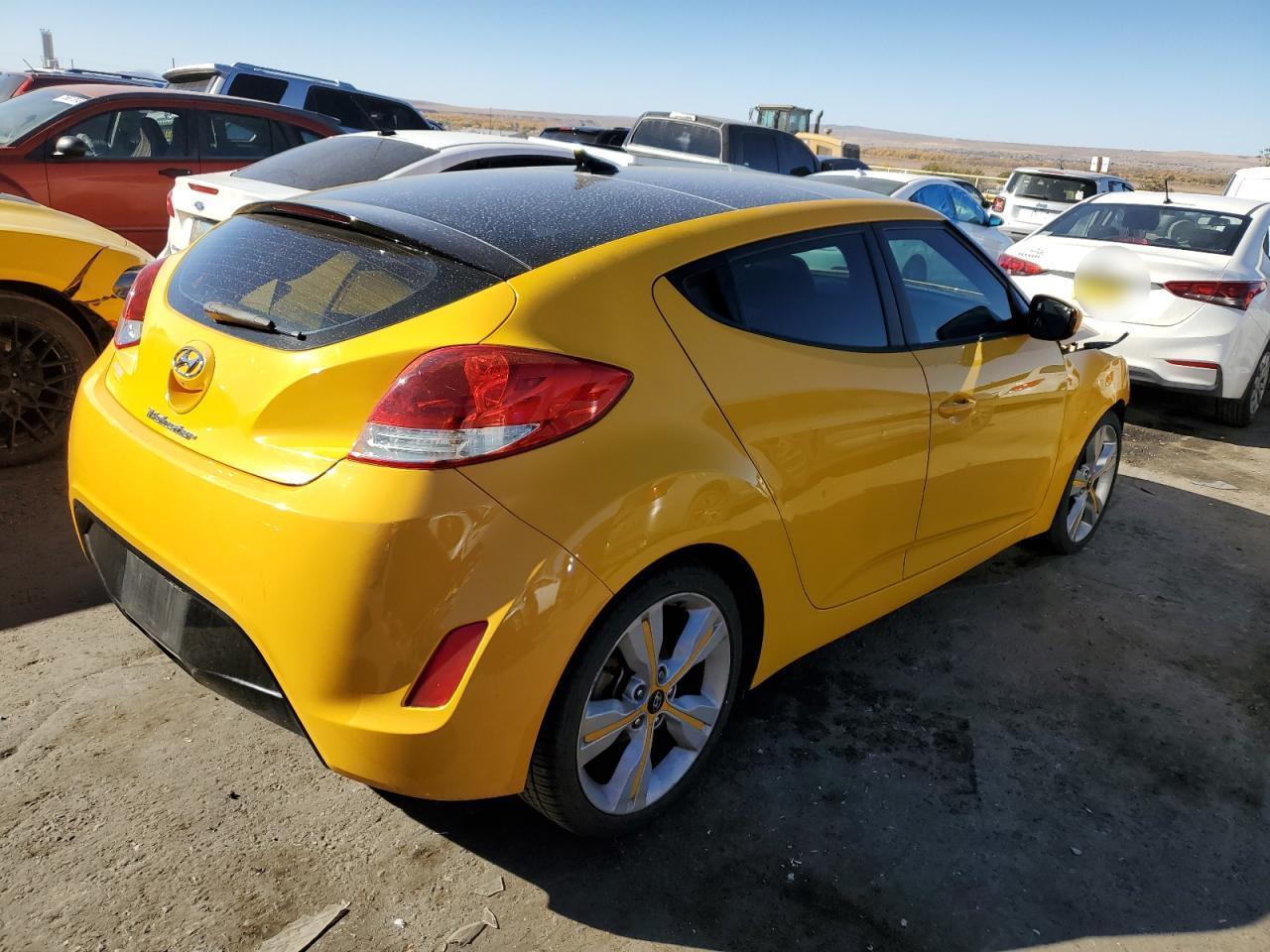 Image 3 of 2016 HYUNDAI VELOSTER  2016 with VIN KMHTC6AD0GU255125