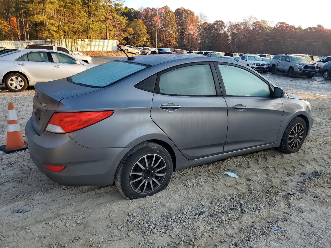 Image 3 of 2013 HYUNDAI ACCENT GLS 2013 with VIN KMHCT4AE1DU476967