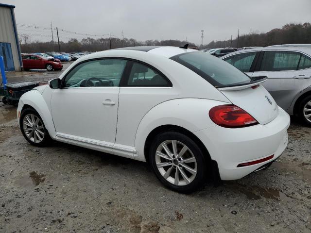 Image 2 of 2019 VOLKSWAGEN BEETLE SE 2019 with VIN 3VWJD7AT0KM720292