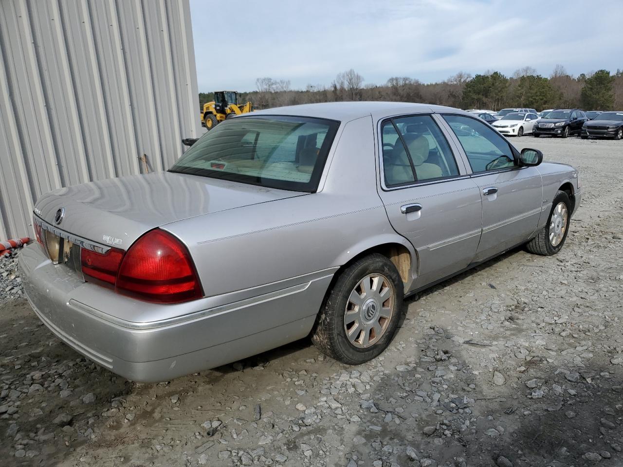 Image 3 of 2004 MERCURY GRAND MARQUIS LS 2004 with VIN 2MEFM75W94X692639