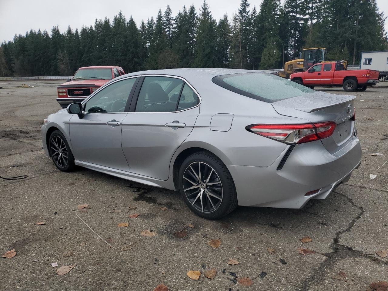 Изображение 2 2018 TOYOTA CAMRY L 2018 с VIN 4T1B11HK8JU671746