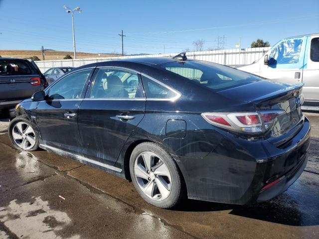 Image 2 of 2017 HYUNDAI SONATA HYBRID 2017 with VIN KMHE34L19HA045710