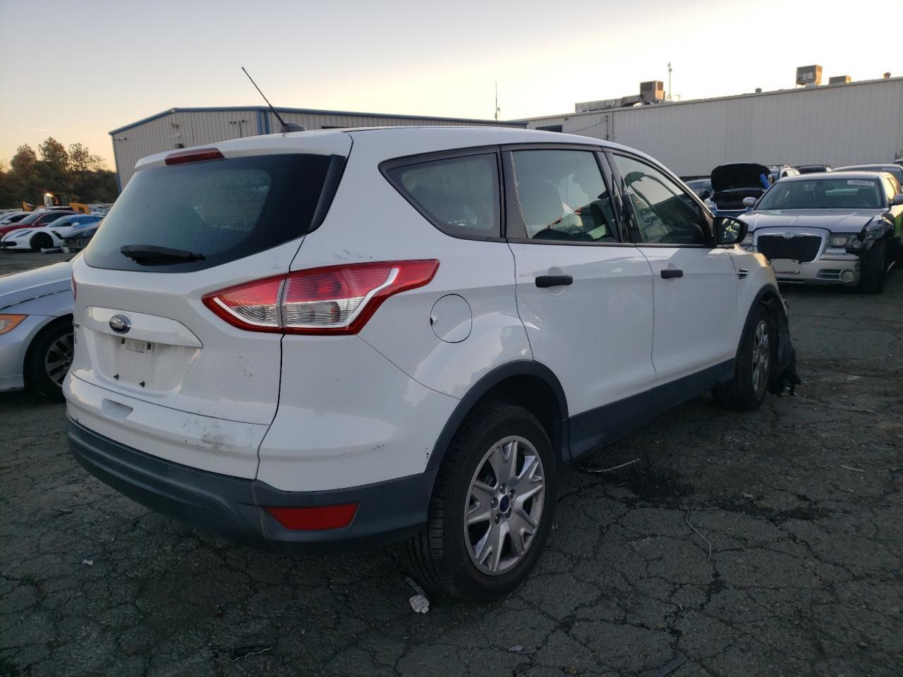 Image 3 of 2013 FORD ESCAPE S 2013 with VIN 1FMCU0F78DUC87877