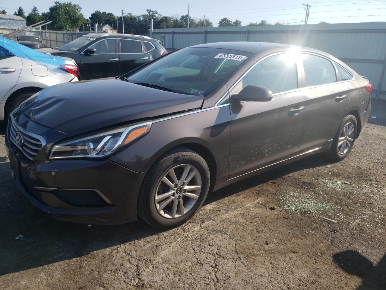 Изображение 1 2017 HYUNDAI SONATA SE 2017 с VIN 5NPE24AF3HH523313