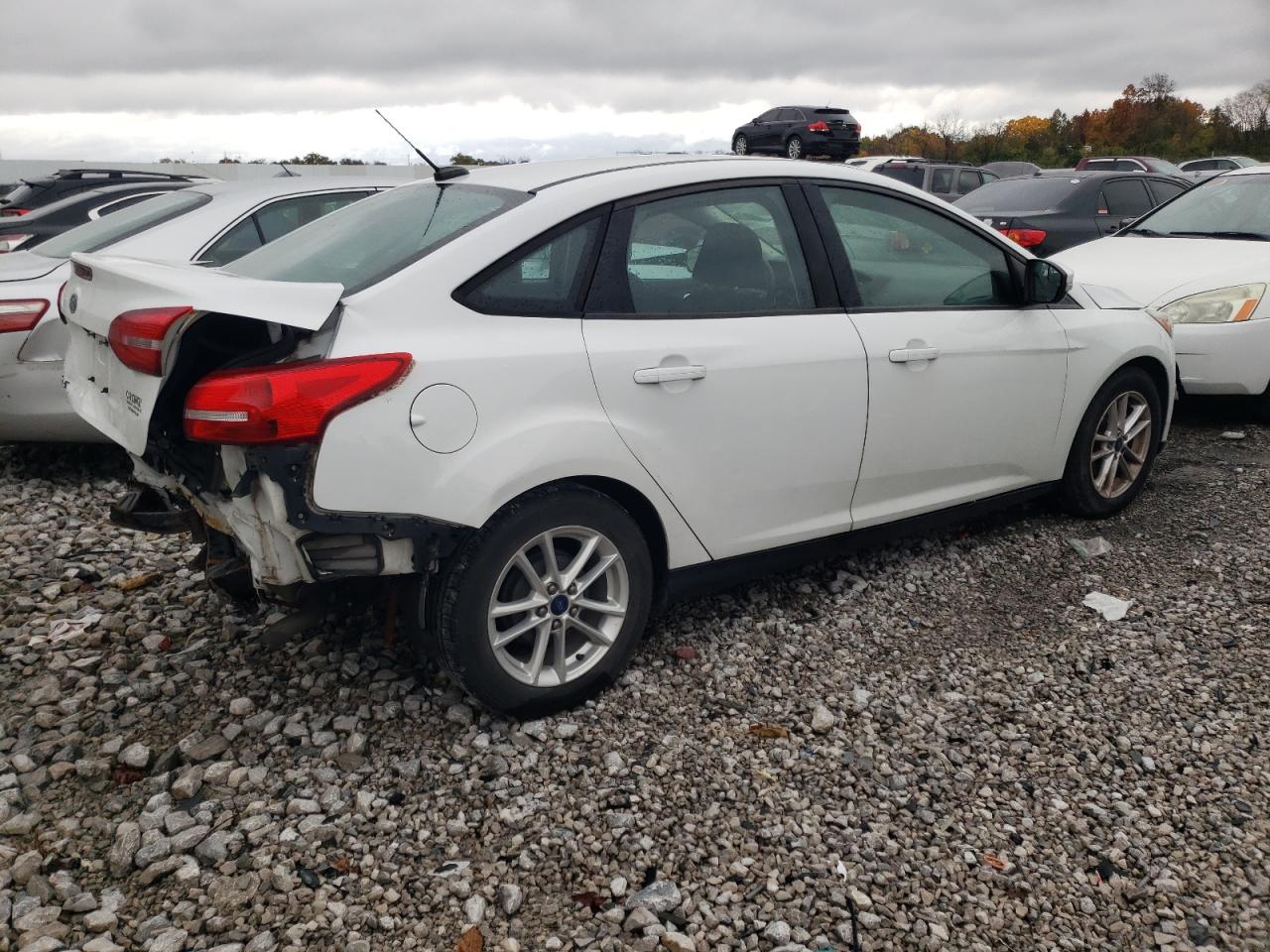 Obraz 3 z 2015 FORD FOCUS SE 2015 z VIN 1FADP3F25FL204149