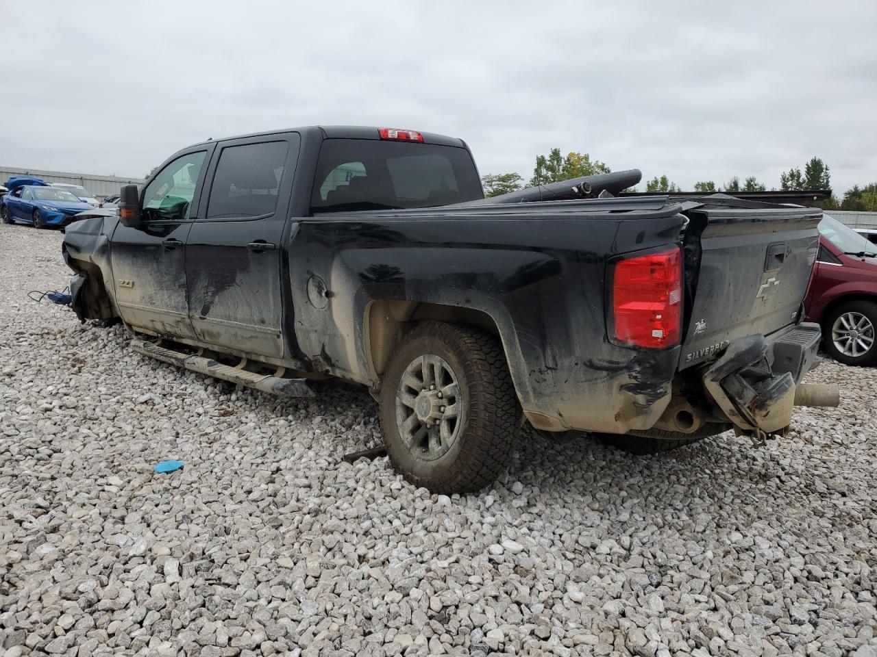 Image 2 of 2017 CHEVROLET SILVERADO K3500 LTZ 2017 with VIN 1GC4K0CY2HF169572