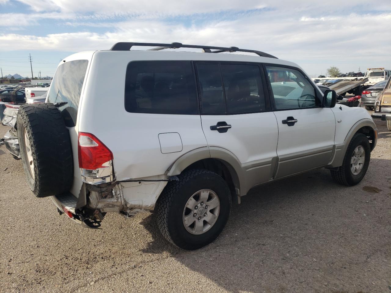 Obraz 3 z 2003 MITSUBISHI MONTERO XLS 2003 z VIN JA4NW31S13J050100