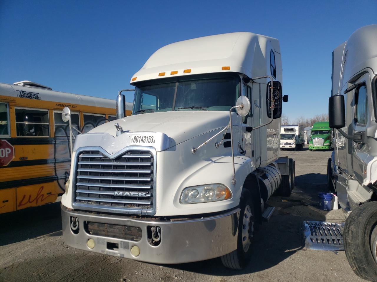 Image 2 of 2013 MACK 600 CXU600 2013 with VIN 1M1AW07Y1DM030914