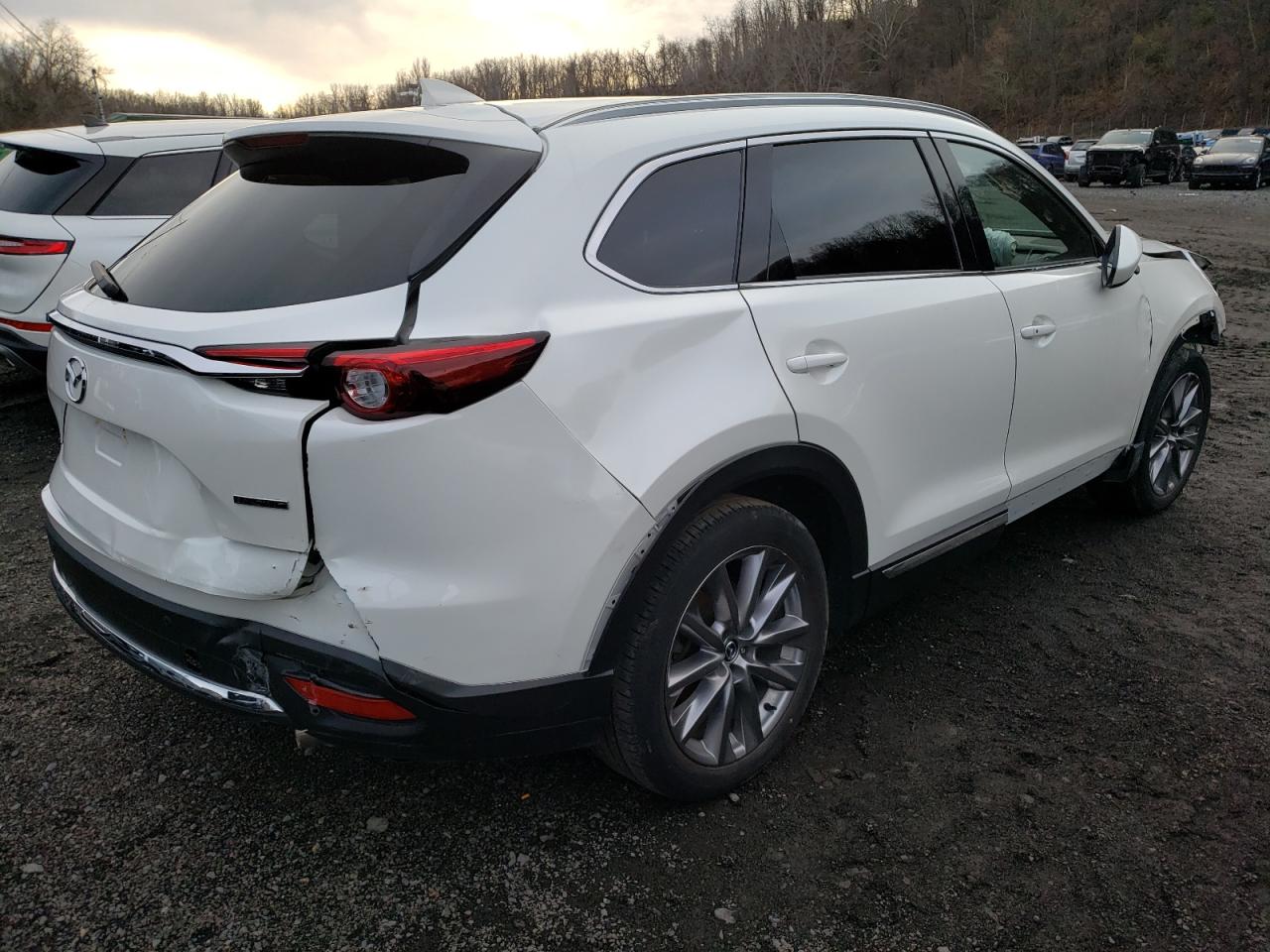 Image 3 of 2021 MAZDA CX-9 GRAND TOURING 2021 with VIN JM3TCBDYXM0510000