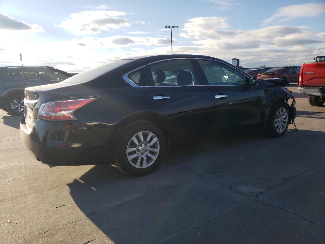Image 3 of 2015 NISSAN ALTIMA 2.5 2015 with VIN 1N4AL3AP7FN893326