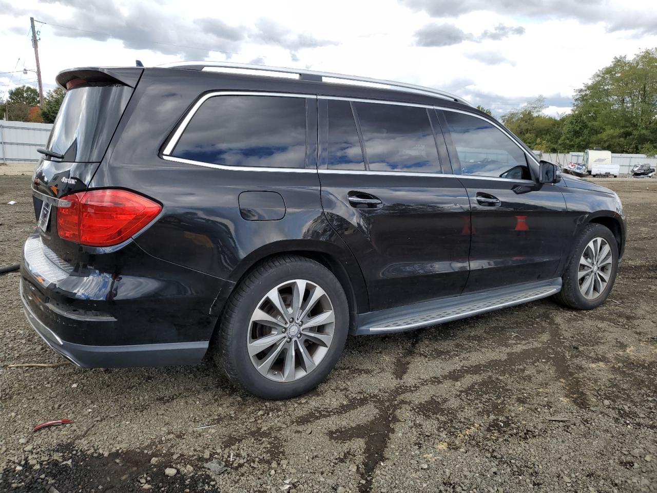 Image 3 of 2013 MERCEDES-BENZ GL 450 4MATIC 2013 with VIN 4JGDF7CE8DA196913