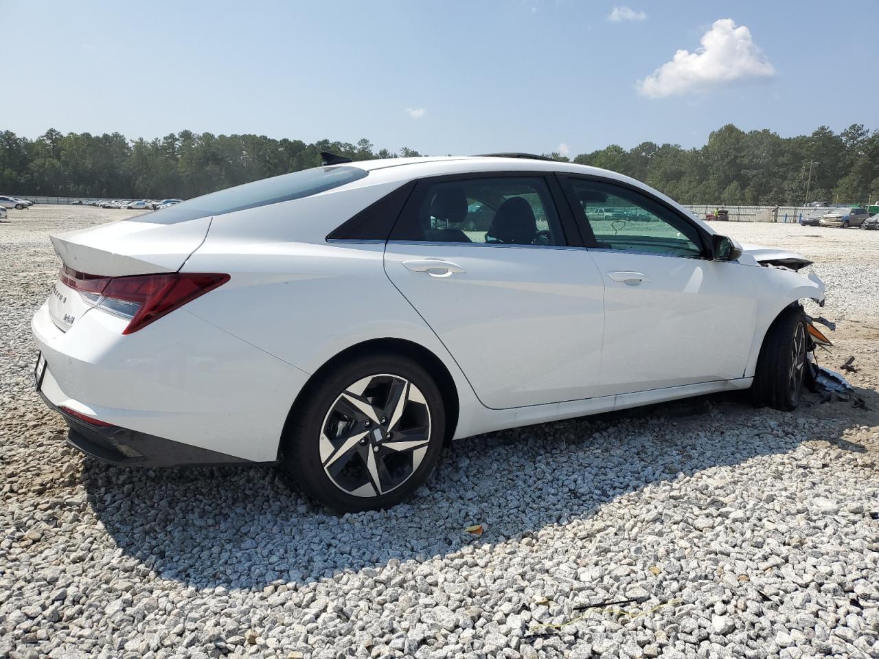 Image 3 of 2023 HYUNDAI ELANTRA LIMITED 2023 with VIN KMHLN4AJ5PU067821