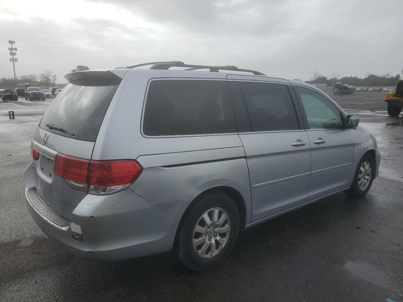 Изображение 3 2010 HONDA ODYSSEY EXL 2010 с VIN 5FNRL3H74AB010471