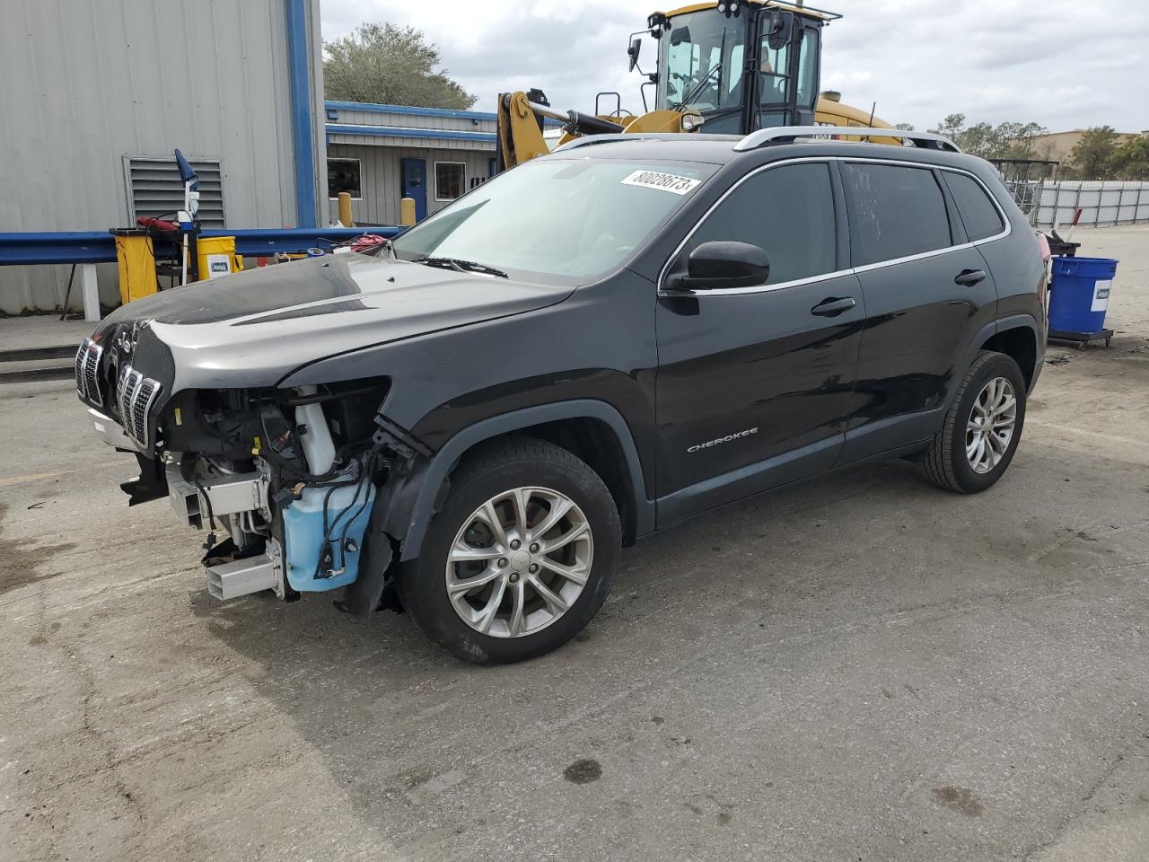 Изображение 1 2019 JEEP CHEROKEE LATITUDE 2019 с VIN 1C4PJLCB2KD242682