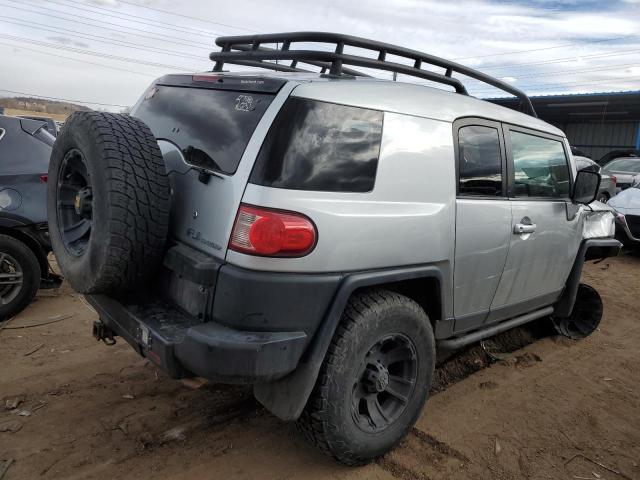 Изображение 3 2007 TOYOTA FJ CRUISER  2007 с VIN JTEBU11F570099930